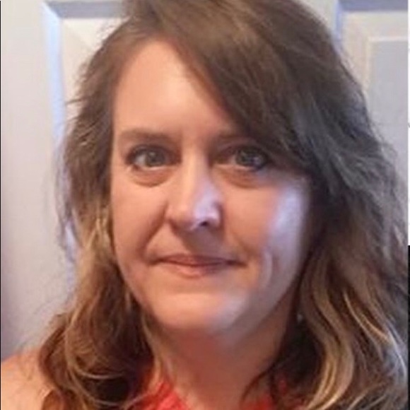 Meet your Posher, Tessa - Picture 1 of 1